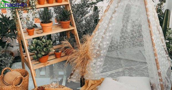Ở nhà tránh dịch, vợ chồng trẻ tự thiết kế “góc chill” cực yêu trên sân thượng
